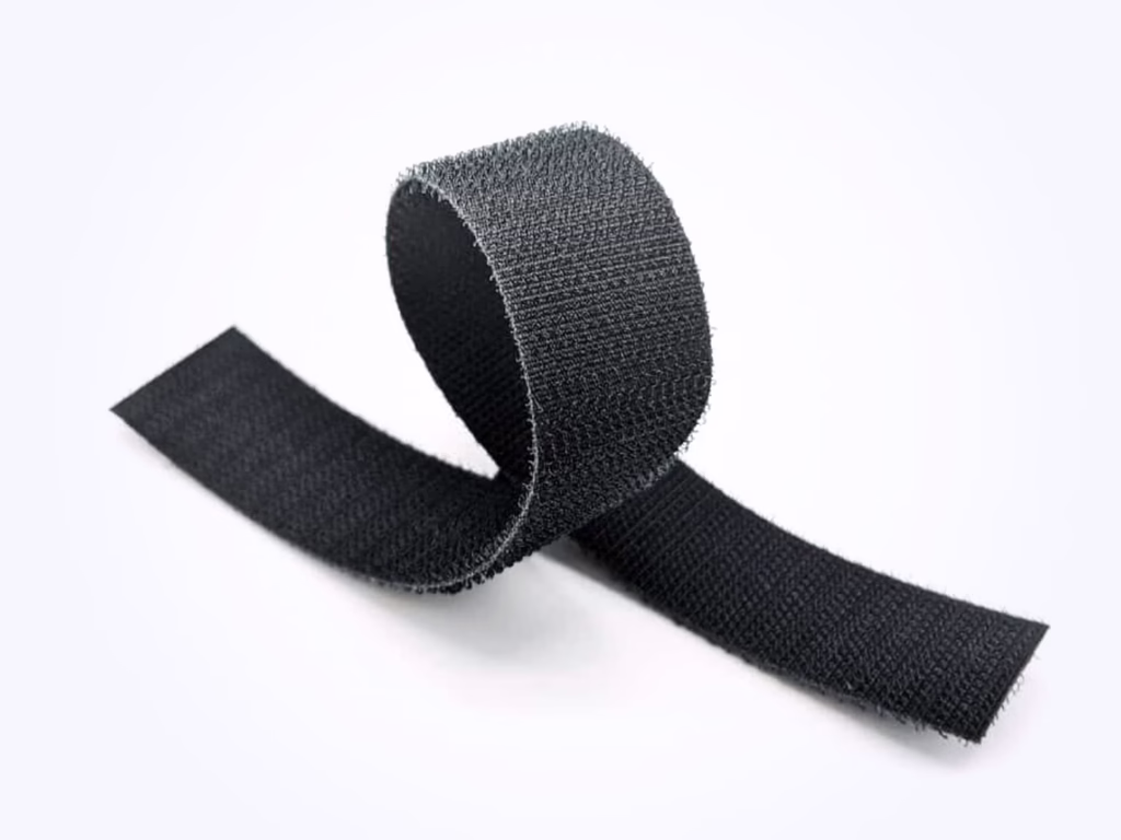 Cinta de gancho tejida de doble cara HALCO con superficies de gancho de nailon tejido en ambos lados para correas ajustables, dispositivos médicos, gestión de cables y aplicaciones de fijación industrial.