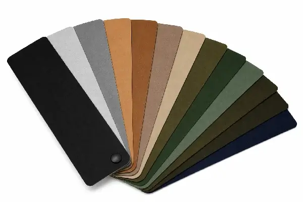 Fan de las muestras de color de velcro HALCO en colores militares y tácticos estándar.